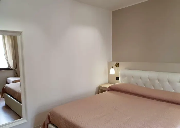 Piazza Carmine Penzion Reggio di Calabria